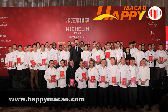 Group_photo_of_the_representatives_from_this_years_Michelin_one_star_restaurants_1