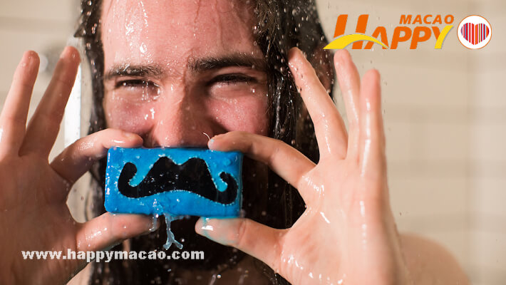 LUSH_Moustachio_Soap_blue_PR_shot-3_1